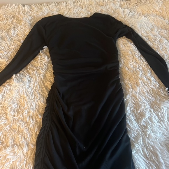 White Fox Long Sleeve Bodycon Black Dress - Picture 3 of 3